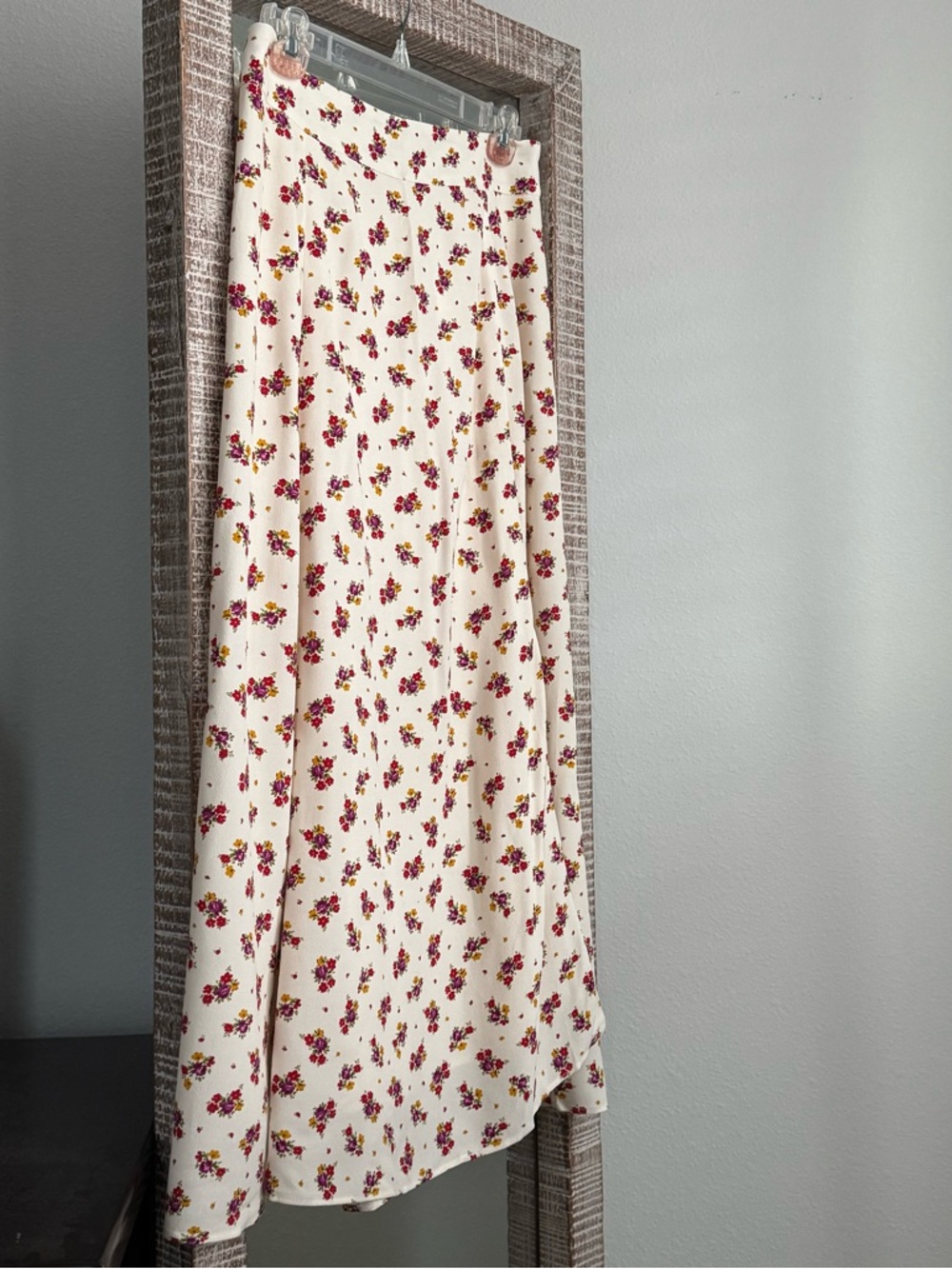 Sezane Tabata Skirt in Mindy Print - Picture 2 of 7